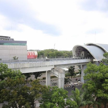 Azza Hotel Palembang Buitenkant foto